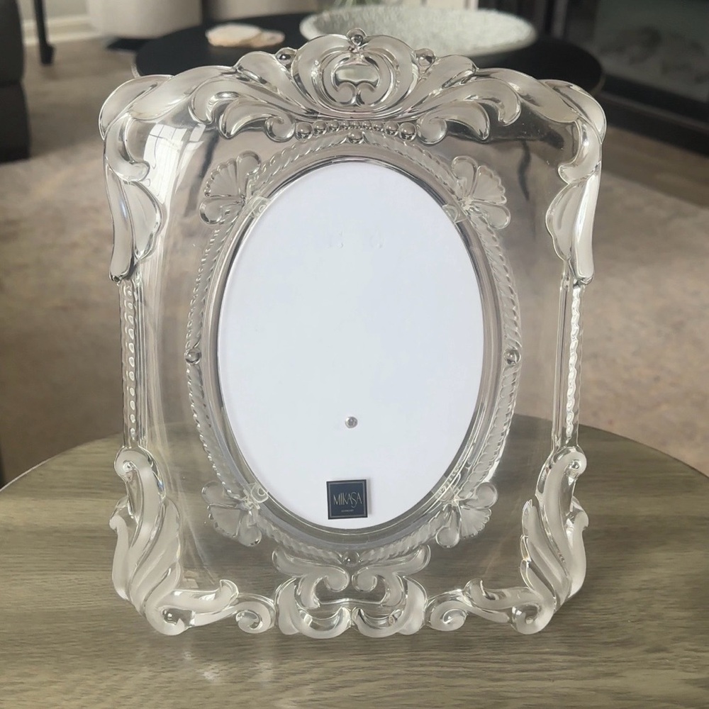 Mikasa Princess Clear Crystal Wedding Picture Frame 5x7 Inches